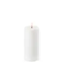 UYUNI LED Pillar Bloklys m. 3D flamme Ø7.8x15 cm (Nordic White)