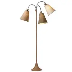 Trafik Gulvlampe tr&aelig;look &ndash; m/lys nougat, kakaobrun og sand sk&aelig;rme