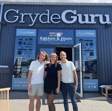 Catharina, Mikael & Steffen - Ejere af GrydeGuru.dk og butikken i Slagelse